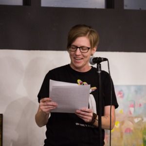 Meet your Posher, Carrie